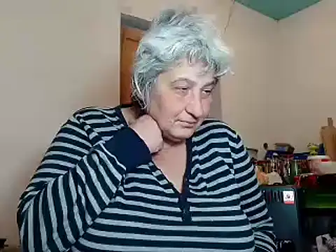 Snapshot of ExquisiteMature chatting on March 6, 7:43 pm ExquisiteMature online show from March 6, 7:43 pm