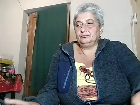 Snapshot of ExquisiteMature chatting on September 29, 1:00 am ExquisiteMature online show from September 29, 1:00 am