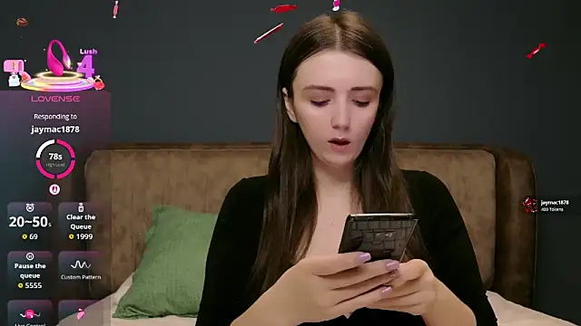 IamMolly online show from April 2, 9:23 pm