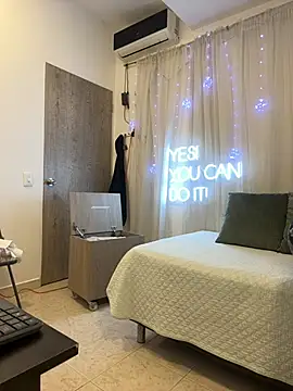 carolgaita online show from February 20, 11:09 am