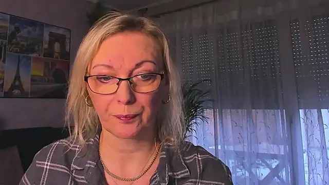 vanessa chat online show from January 14, 2:23 pm