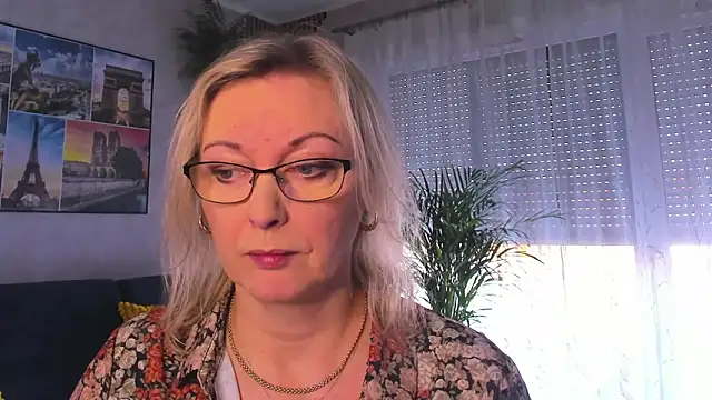 vanessa chat online show from February 25, 2:16 pm