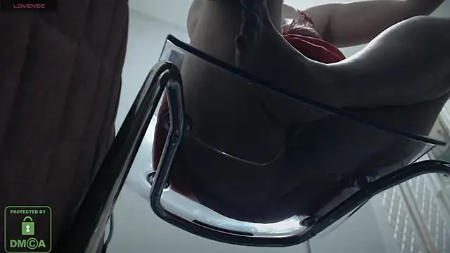 Snapshot of bisexyelizz chatting on September 12, 9:15 pm bisexyelizz online show from September 12, 9:15 pm