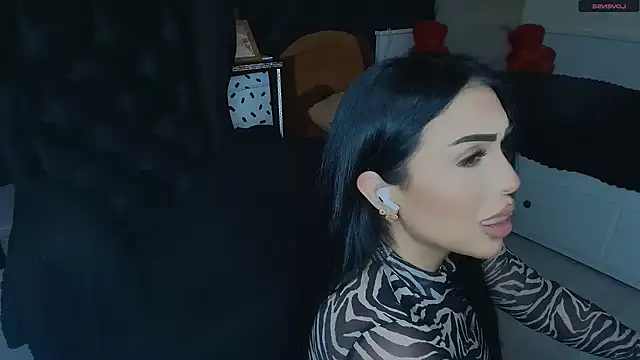 Snapshot of mistress_meryem chatting on January 18, 8:23 pm mistress meryem online show from January 18, 8:23 pm