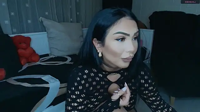 Snapshot of mistress_meryem chatting on July 6, 12:07 am mistress meryem online show from July 6, 12:07 am