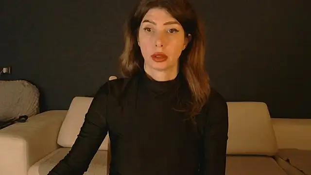 WhiteQueen888 online show from December 18, 9:54 pm