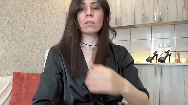 HotyWinter online show from April 4, 5:27 am