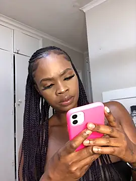 LuciousLips96 online show from September 24, 10:51 am