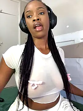 LuciousLips96 online show from September 26, 9:35 am