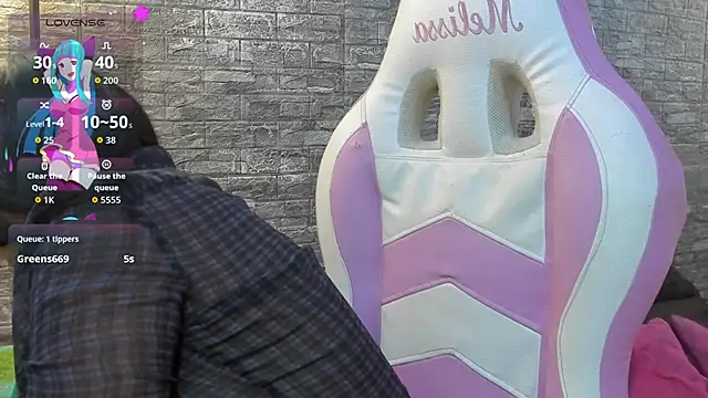 paola ih online show from April 7, 9:04 pm