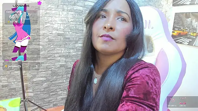 paola ih online show from April 16, 8:09 pm