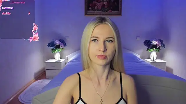 Snapshot of AnnaCarrera chatting on May 13, 6:27 pm AnnaCarrera online show from May 13, 6:27 pm