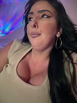 TiffanyRoxx online show from April 5, 6:16 pm