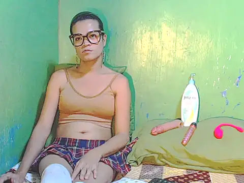 Snapshot of Paula_Jordan chatting on February 1, 2:04 pm Paula Jordan online show from February 1, 2:04 pm