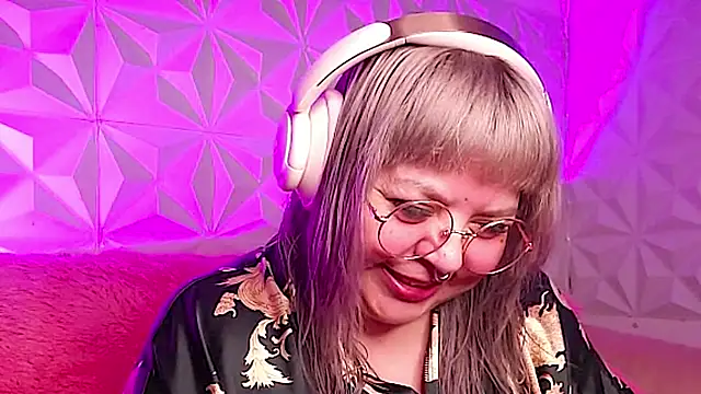 Satyn doll online show from November 14, 12:53 am