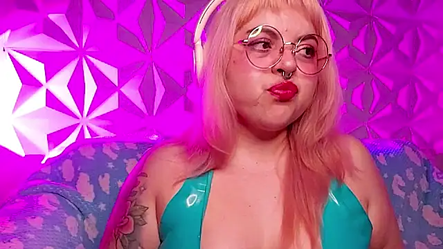 Satyn doll online show from April 1, 11:57 pm