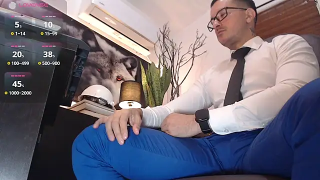 Snapshot of randyluke chatting on January 6, 10:58 pm randyluke online show from January 6, 10:58 pm