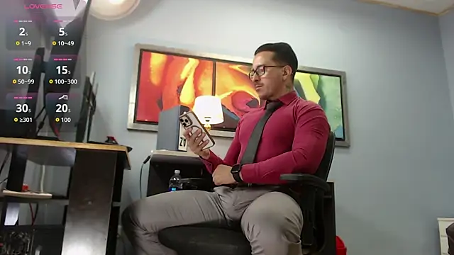 randyluke online show from March 25, 7:09 pm