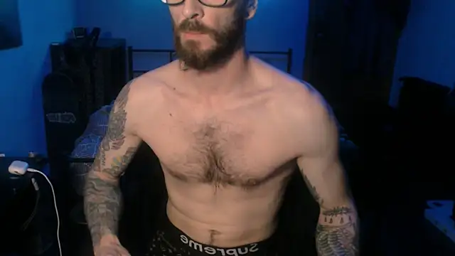 SexxxyLouis online show from January 28, 8:58 pm