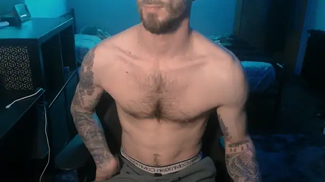 SexxxyLouis online show from February 19, 8:31 pm