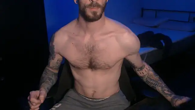 SexxxyLouis online show from March 2, 6:30 pm