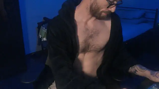 SexxxyLouis online show from March 9, 9:14 pm