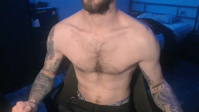 SexxxyLouis online show from March 22, 11:00 am