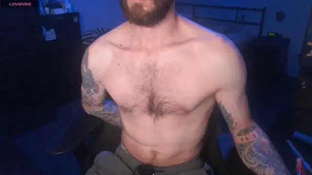 SexxxyLouis online show from October 20, 9:15 pm