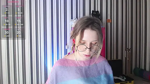  Hanna Moon  online show from January 9, 9:59 am