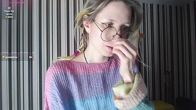  Hanna Moon  online show from January 9, 1:02 pm