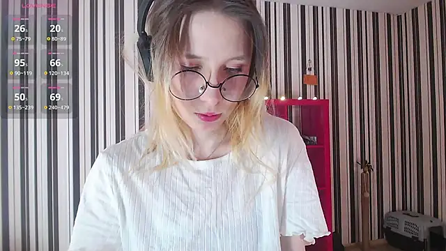  Hanna Moon  online show from January 22, 9:24 am