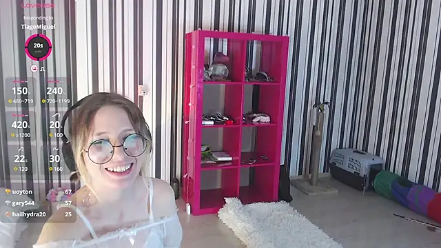  Hanna Moon  online show from January 27, 11:22 am