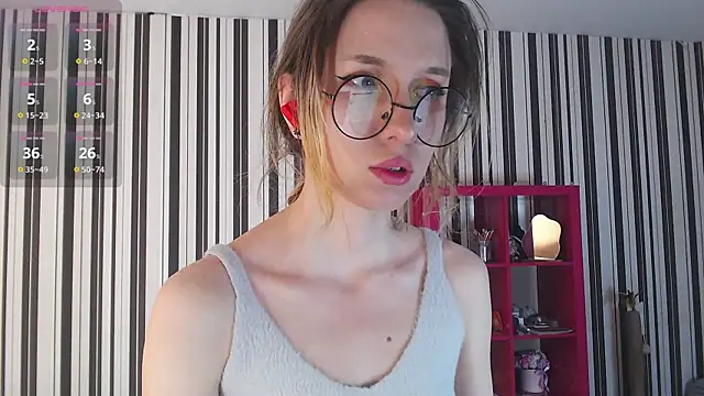  Hanna Moon  online show from March 5, 6:54 am