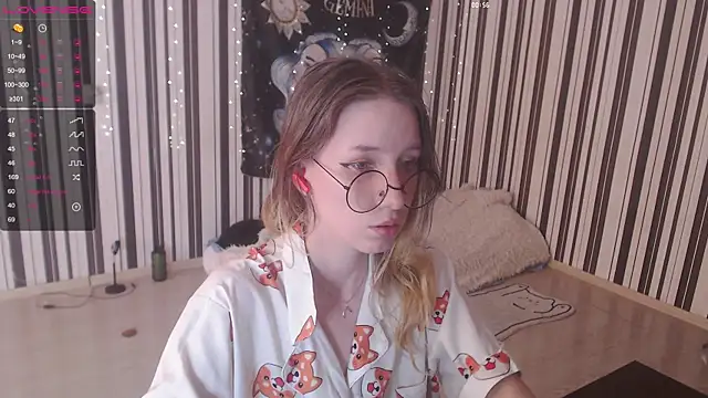  Hanna Moon  online show from September 11, 10:15 am