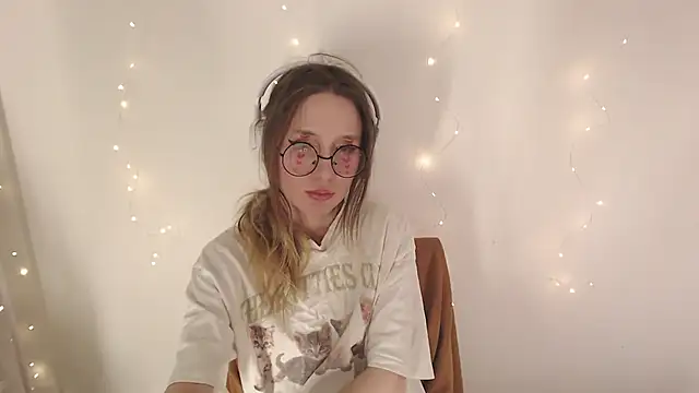 Snapshot of _Hanna_Moon_ chatting on February 1, 3:54 pm Hanna Moon online show from February 1, 3:54 pm