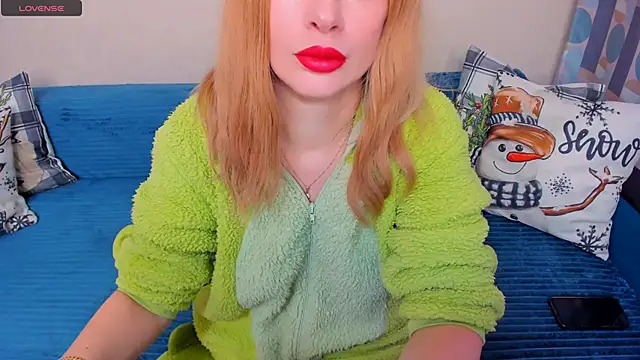 EllenMoore online show from January 18, 3:10 am