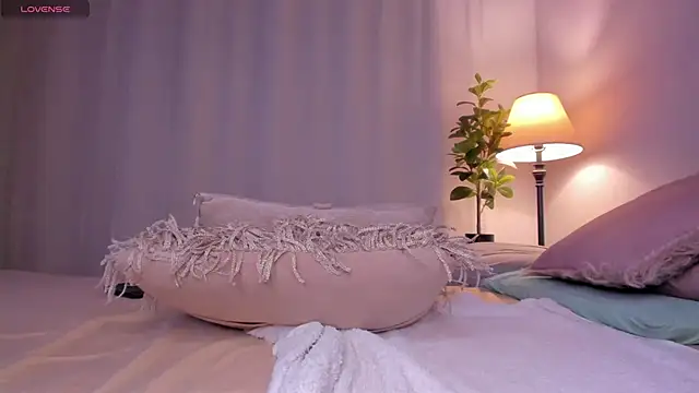 Secret chells online show from January 22, 11:32 pm