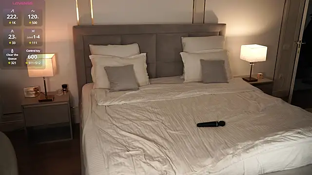 eseniyavl online show from February 17, 4:42 am