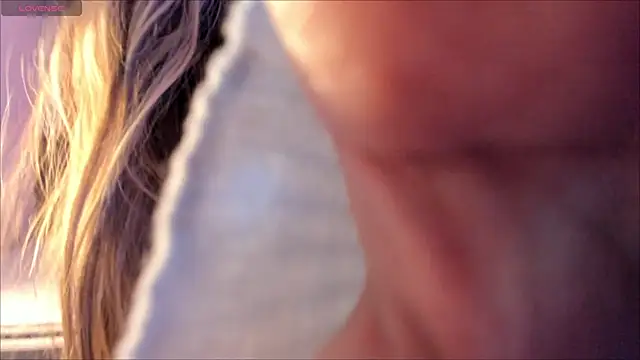 akura011 online show from December 10, 2:05 am