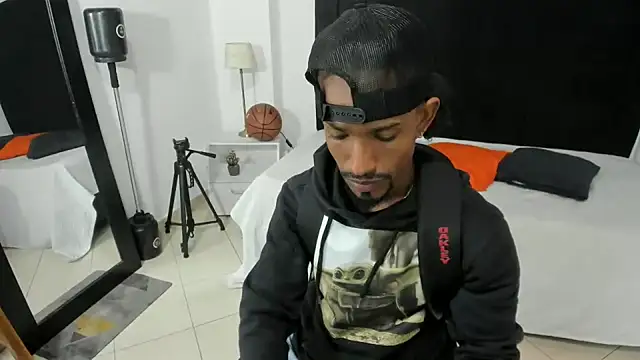 Snapshot of anhtony_wayans chatting on October 5, 11:57 pm anhtony wayans online show from October 5, 11:57 pm