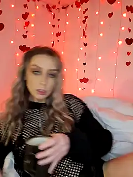 LilyOrion online show from February 4, 6:38 pm