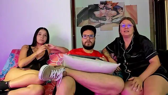 Snapshot of sgmr chatting on March 9, 1:59 pm sgmr online show from March 9, 1:59 pm