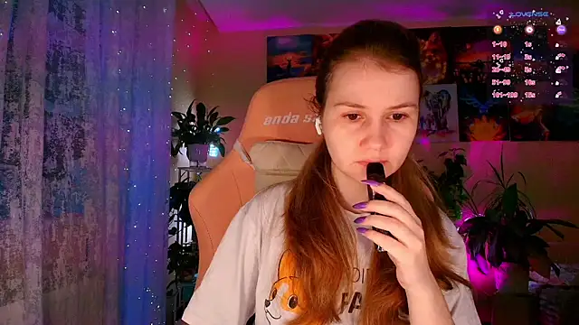 GoodWitch  online show from November 30, 7:45 am