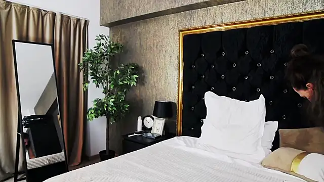 LisaCroft online show from February 27, 6:42 pm