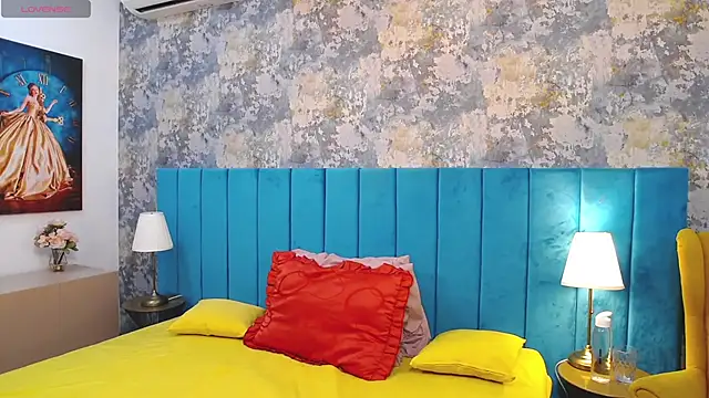 LisaCroft online show from September 19, 6:04 am