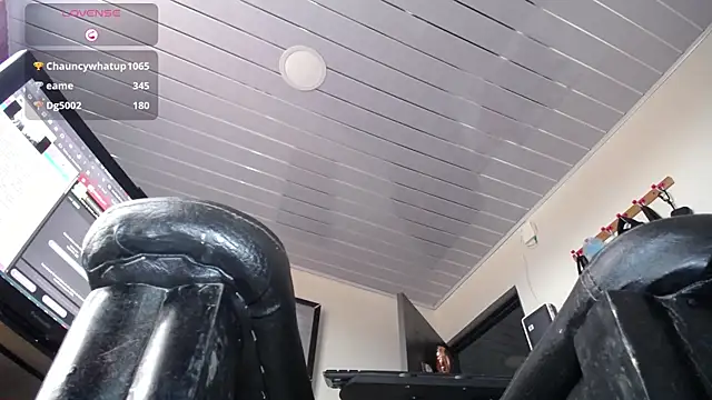 Snapshot of Brenda_Berck_ chatting on July 5, 6:37 pm Brenda Berck online show from July 5, 6:37 pm