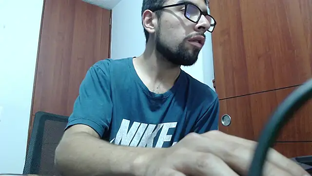fvckolombianguyy online show from February 23, 2:07 am