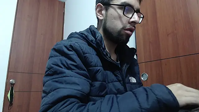 fvckolombianguyy online show from February 23, 5:12 am