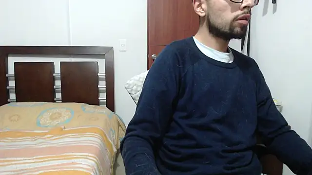 fvckolombianguyy online show from March 13, 12:59 am