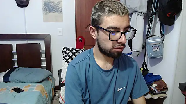 fvckolombianguyy online show from December 15, 4:55 pm